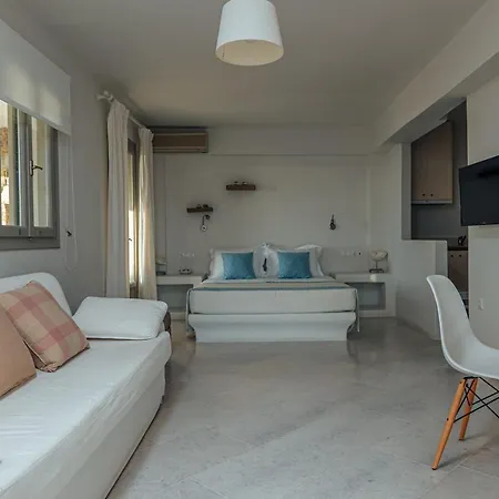 Terra * Parikia (Paros)