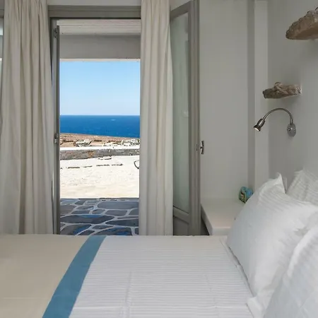 Terra * Parikia (Paros)